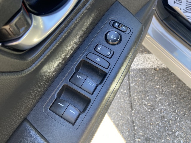 used 2023 Honda CR-V Hybrid car, priced at $31,995