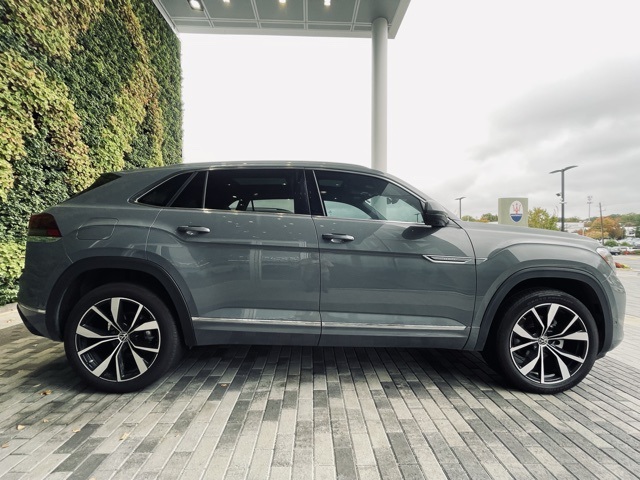 used 2024 Volkswagen Atlas Cross Sport car, priced at $41,500
