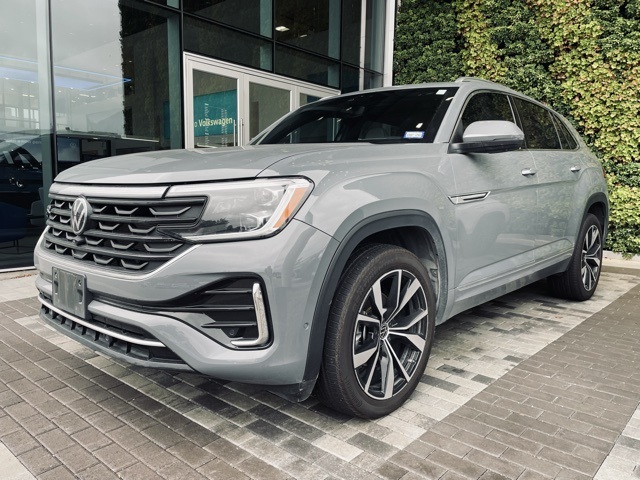 used 2024 Volkswagen Atlas Cross Sport car, priced at $41,500