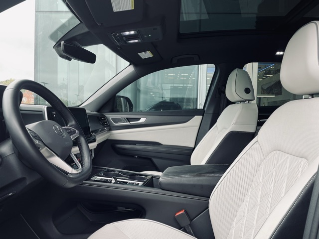 used 2024 Volkswagen Atlas Cross Sport car, priced at $41,500