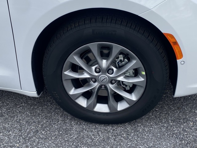 new 2026 Chrysler Pacifica car, priced at $42,200