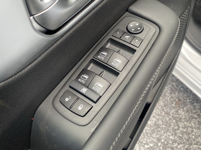 new 2026 Chrysler Pacifica car, priced at $42,200