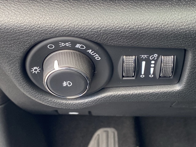 new 2026 Chrysler Pacifica car, priced at $42,200