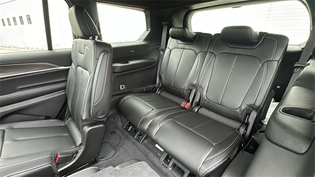 new 2025 Jeep Grand Cherokee L car, priced at $50,643