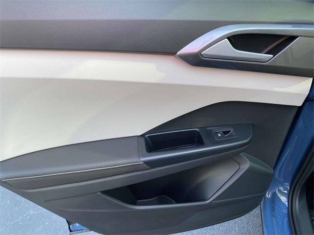 new 2025 Volkswagen Taos car, priced at $37,726