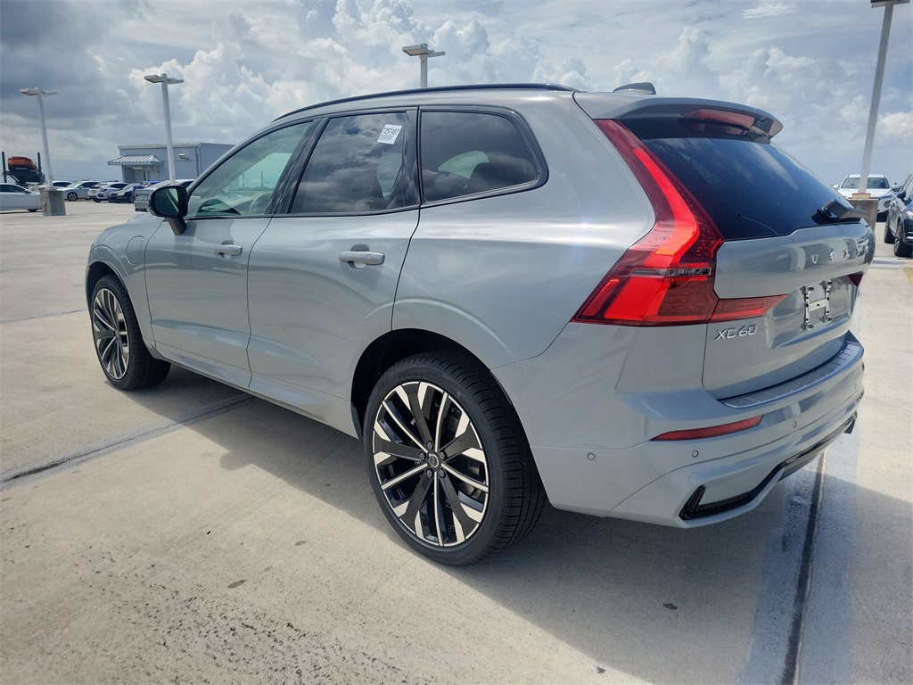 new 2026 Volvo XC60 Plug-In Hybrid car, priced at $72,235