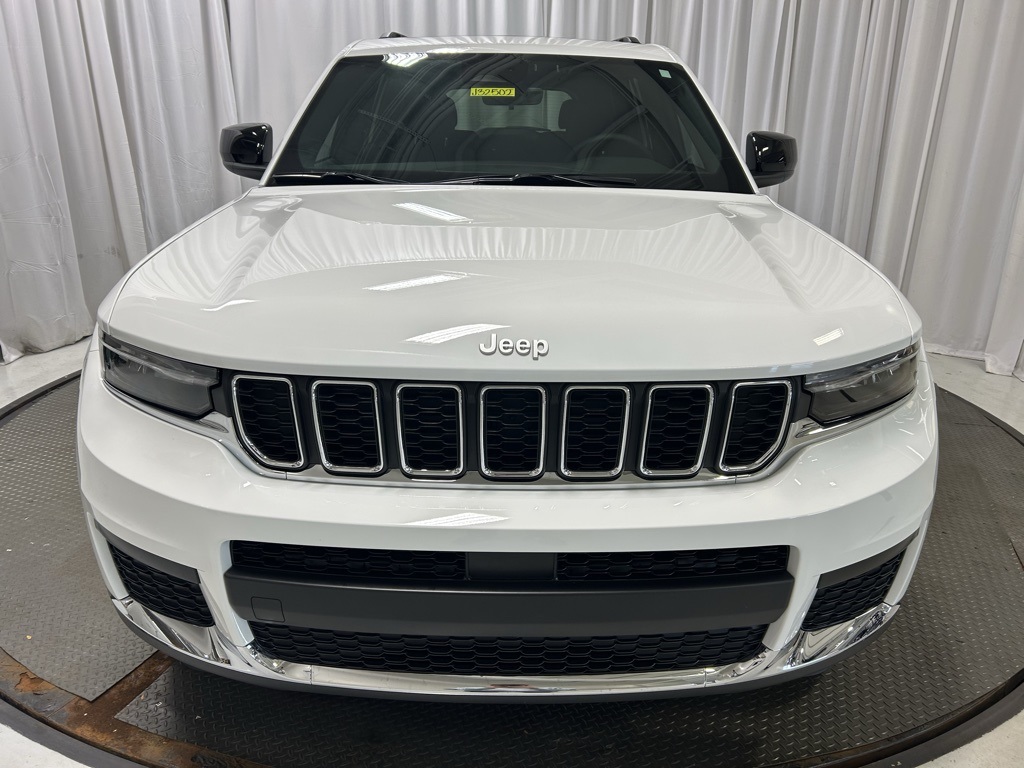 new 2025 Jeep Grand Cherokee L car, priced at $39,499
