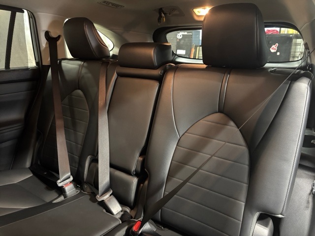 used 2021 Toyota Highlander car, priced at $32,877