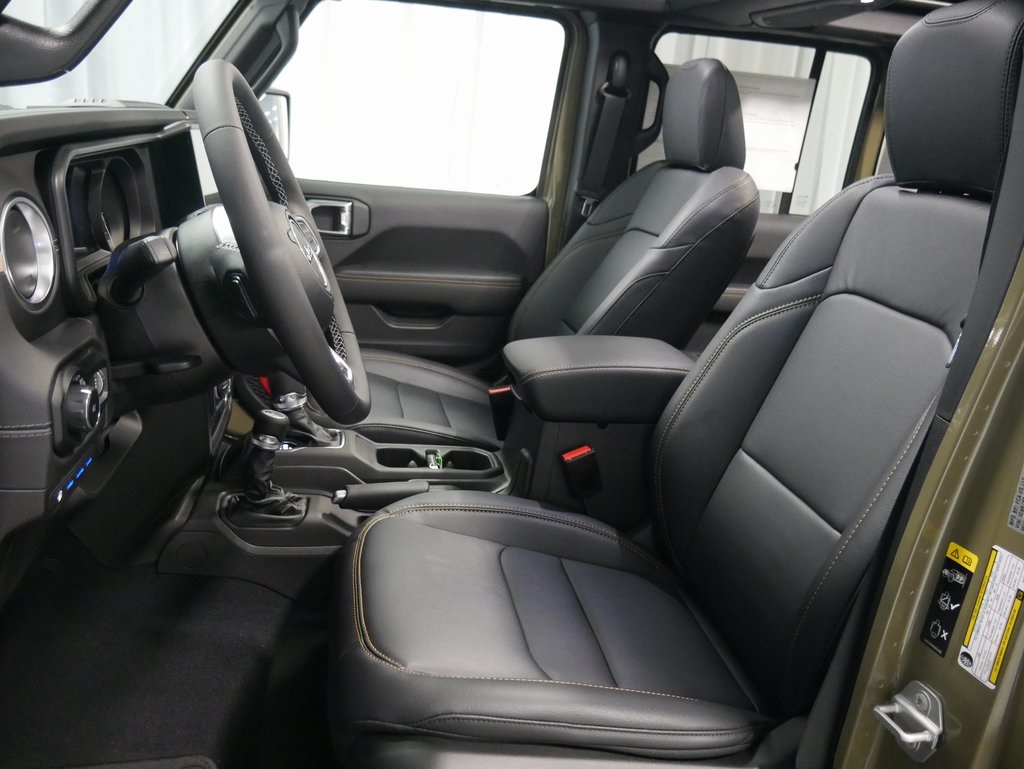 new 2025 Jeep Wrangler car, priced at $58,999