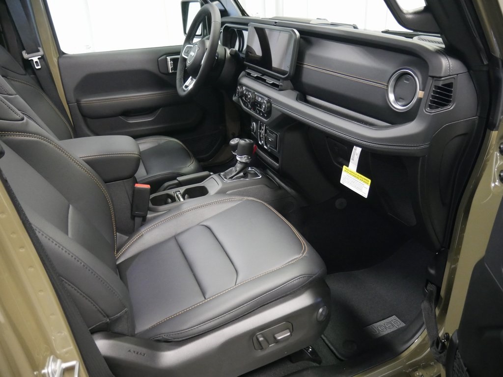 new 2025 Jeep Wrangler car, priced at $58,999