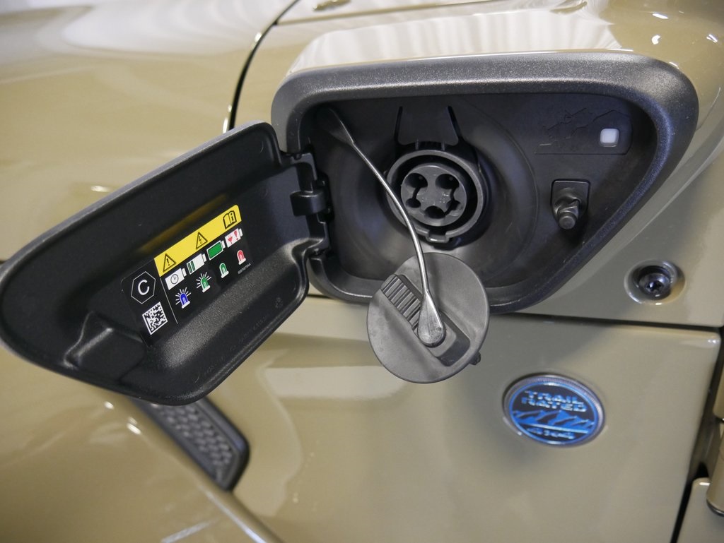new 2025 Jeep Wrangler car, priced at $58,999