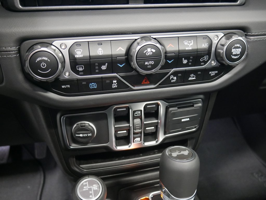 new 2025 Jeep Wrangler car, priced at $58,999