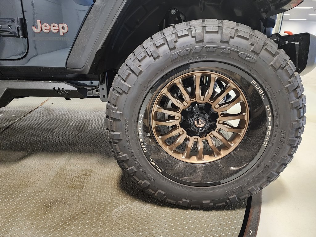 new 2025 Jeep Gladiator car, priced at $62,999