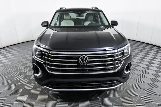 new 2025 Volkswagen Atlas car, priced at $46,627