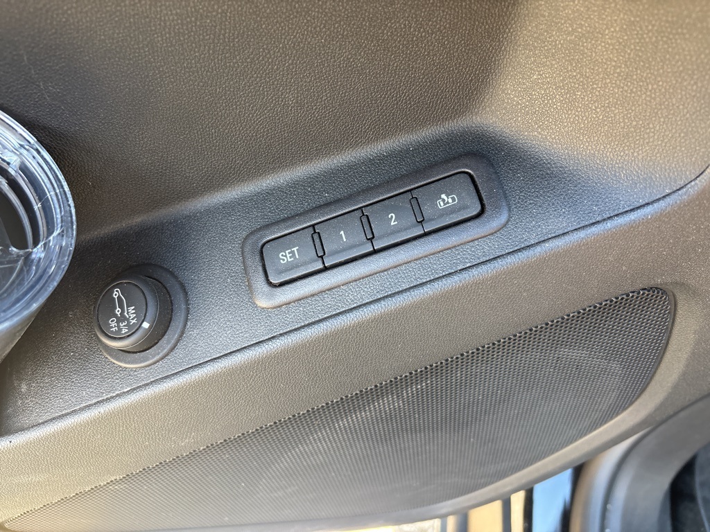 used 2019 Chevrolet Equinox car, priced at $13,500