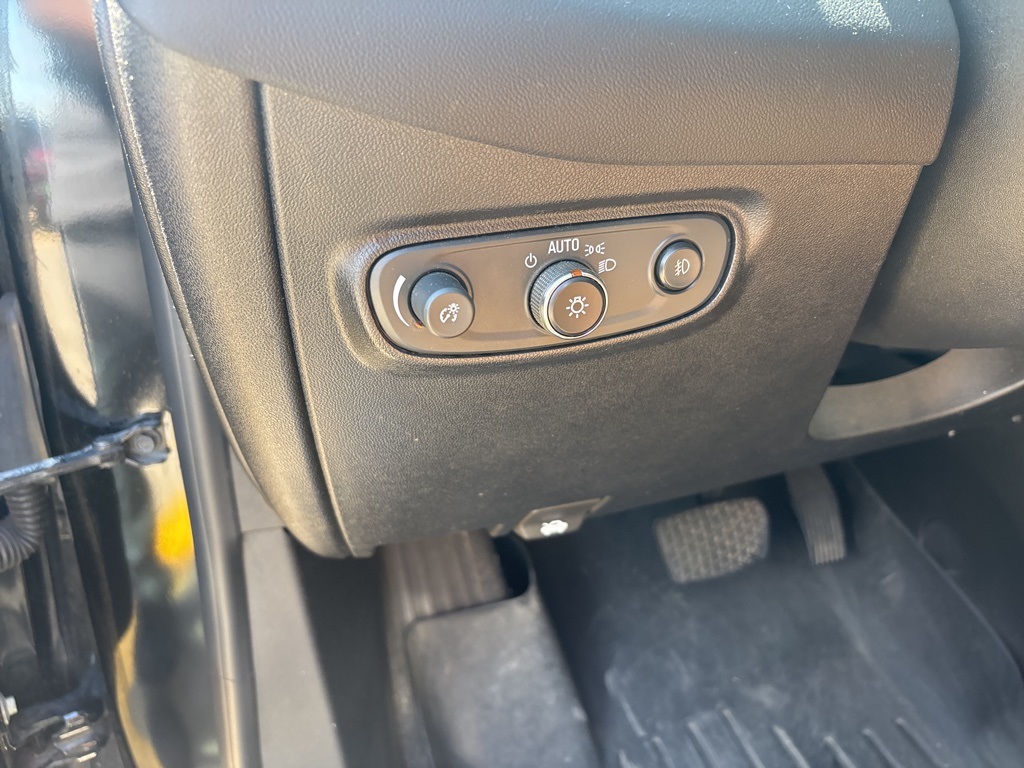 used 2019 Chevrolet Equinox car, priced at $13,500