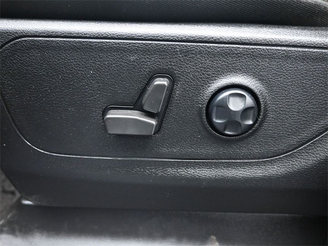 used 2021 Ram 1500 car, priced at $30,313