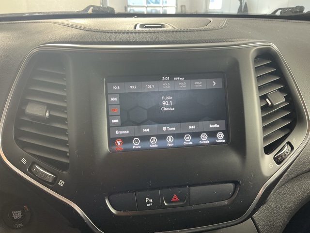 used 2020 Jeep Cherokee car, priced at $18,766