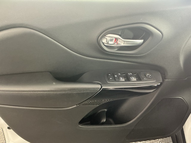 used 2020 Jeep Cherokee car, priced at $18,766