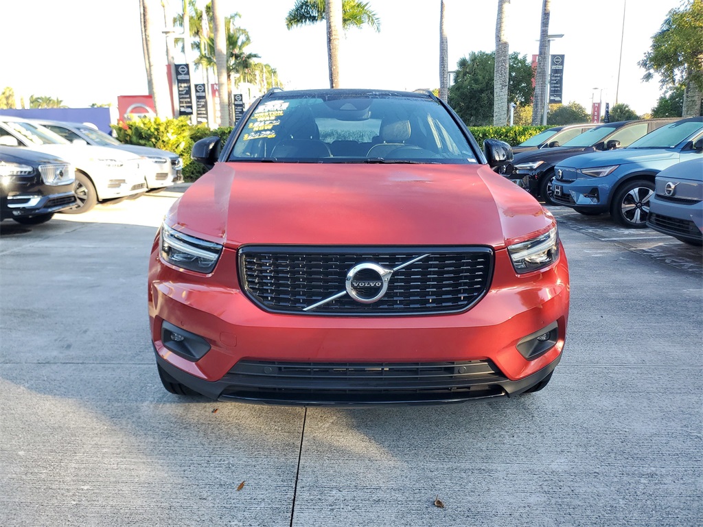 used 2022 Volvo XC40 car, priced at $24,995