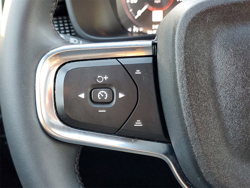 used 2022 Volvo XC40 car, priced at $24,995