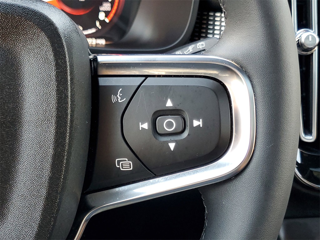 used 2022 Volvo XC40 car, priced at $24,995