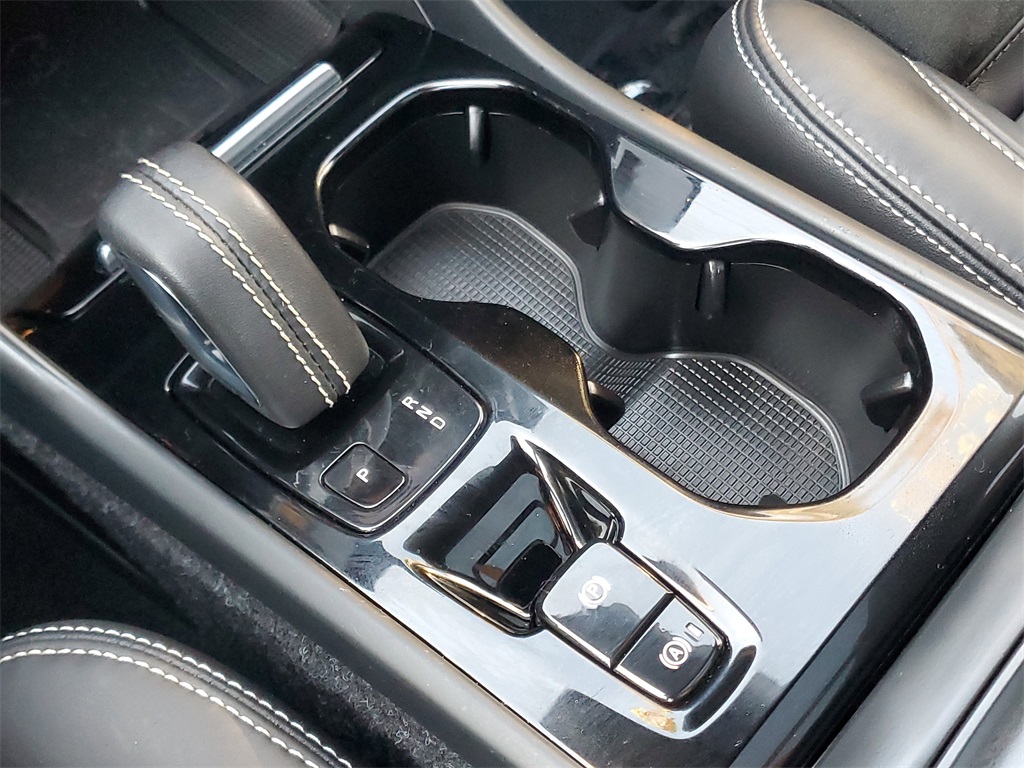 used 2022 Volvo XC40 car, priced at $24,995