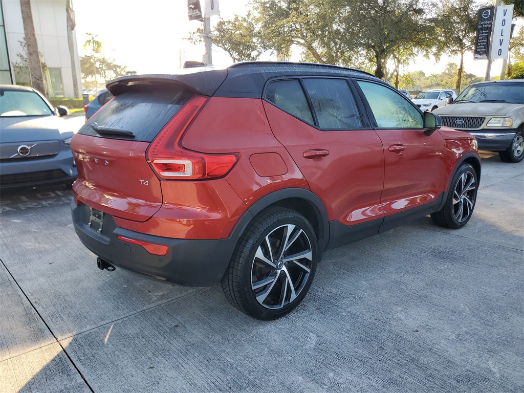 used 2022 Volvo XC40 car, priced at $24,995