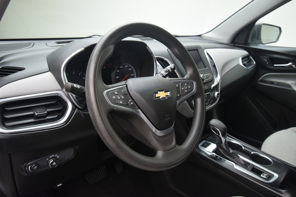 used 2022 Chevrolet Equinox car, priced at $18,000