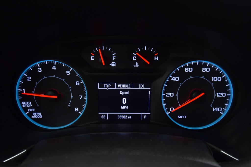 used 2022 Chevrolet Equinox car, priced at $18,000