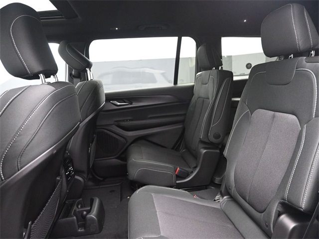 new 2025 Jeep Grand Cherokee L car, priced at $42,525