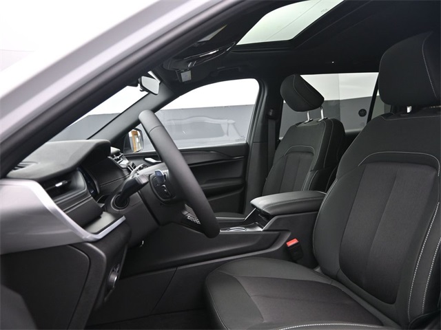 new 2025 Jeep Grand Cherokee L car, priced at $42,525