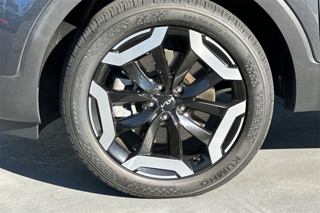 used 2023 Kia Telluride car, priced at $34,904