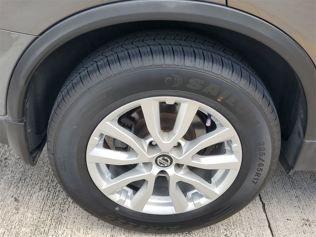 used 2019 Nissan Rogue car, priced at $15,695