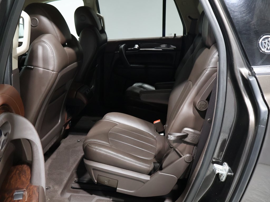 used 2014 Buick Enclave car, priced at $7,500