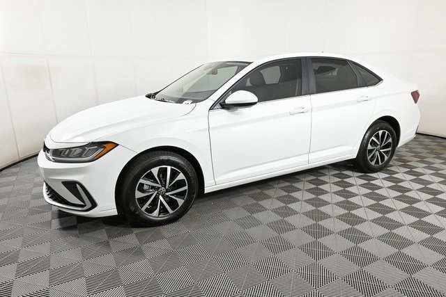 new 2025 Volkswagen Jetta car, priced at $25,731