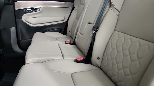 new 2026 Volvo XC90 Plug-In Hybrid car, priced at $81,875