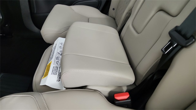 new 2026 Volvo XC90 Plug-In Hybrid car, priced at $81,875