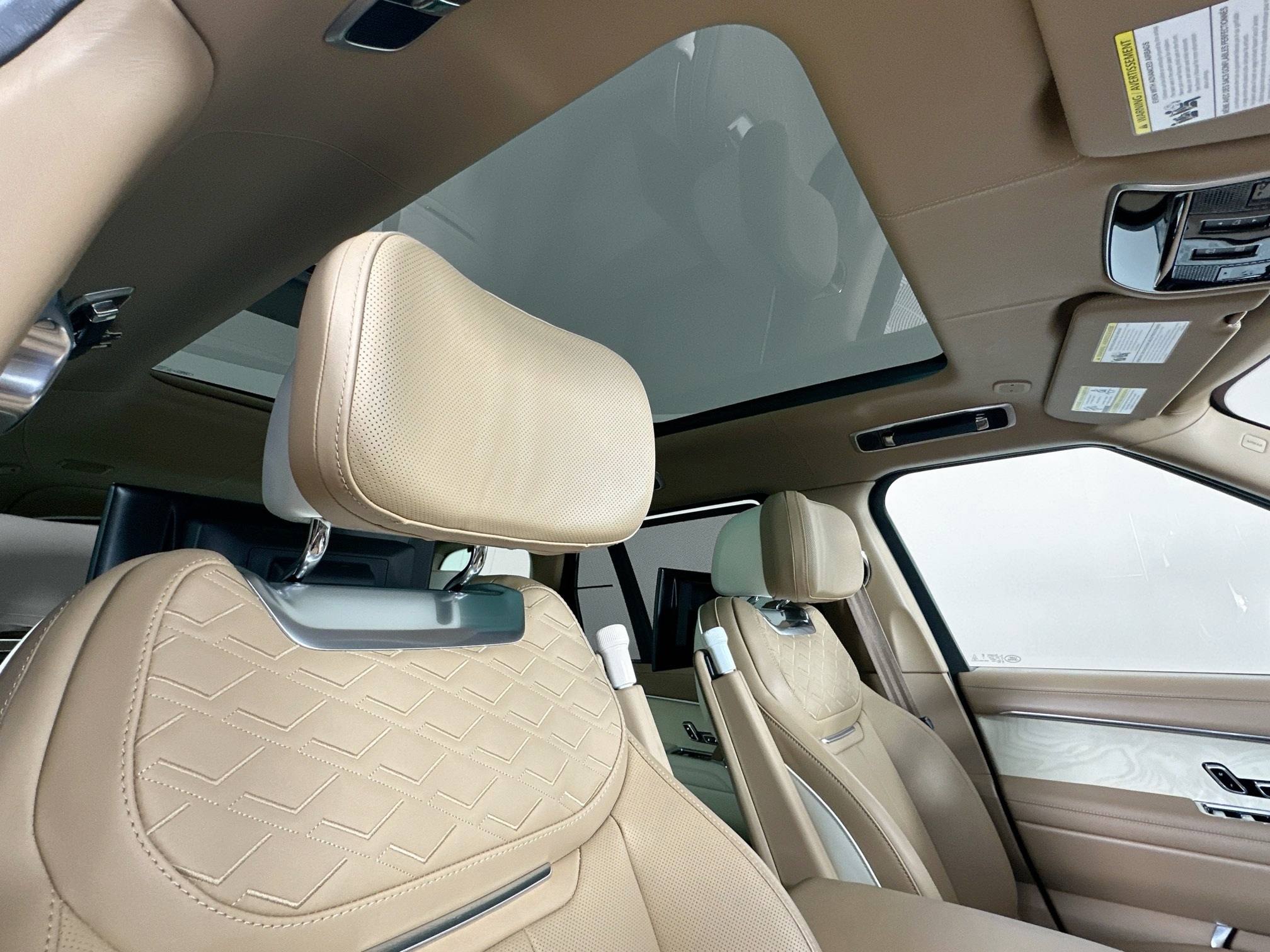 used 2023 Land Rover Range Rover car, priced at $159,999