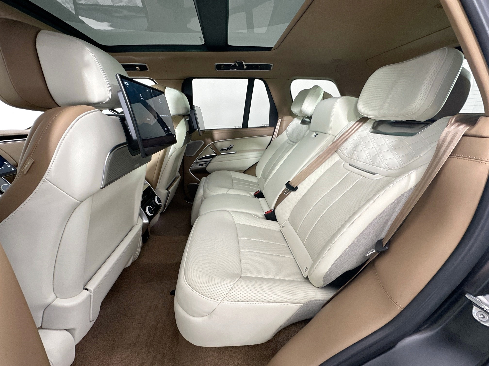 used 2023 Land Rover Range Rover car, priced at $159,999