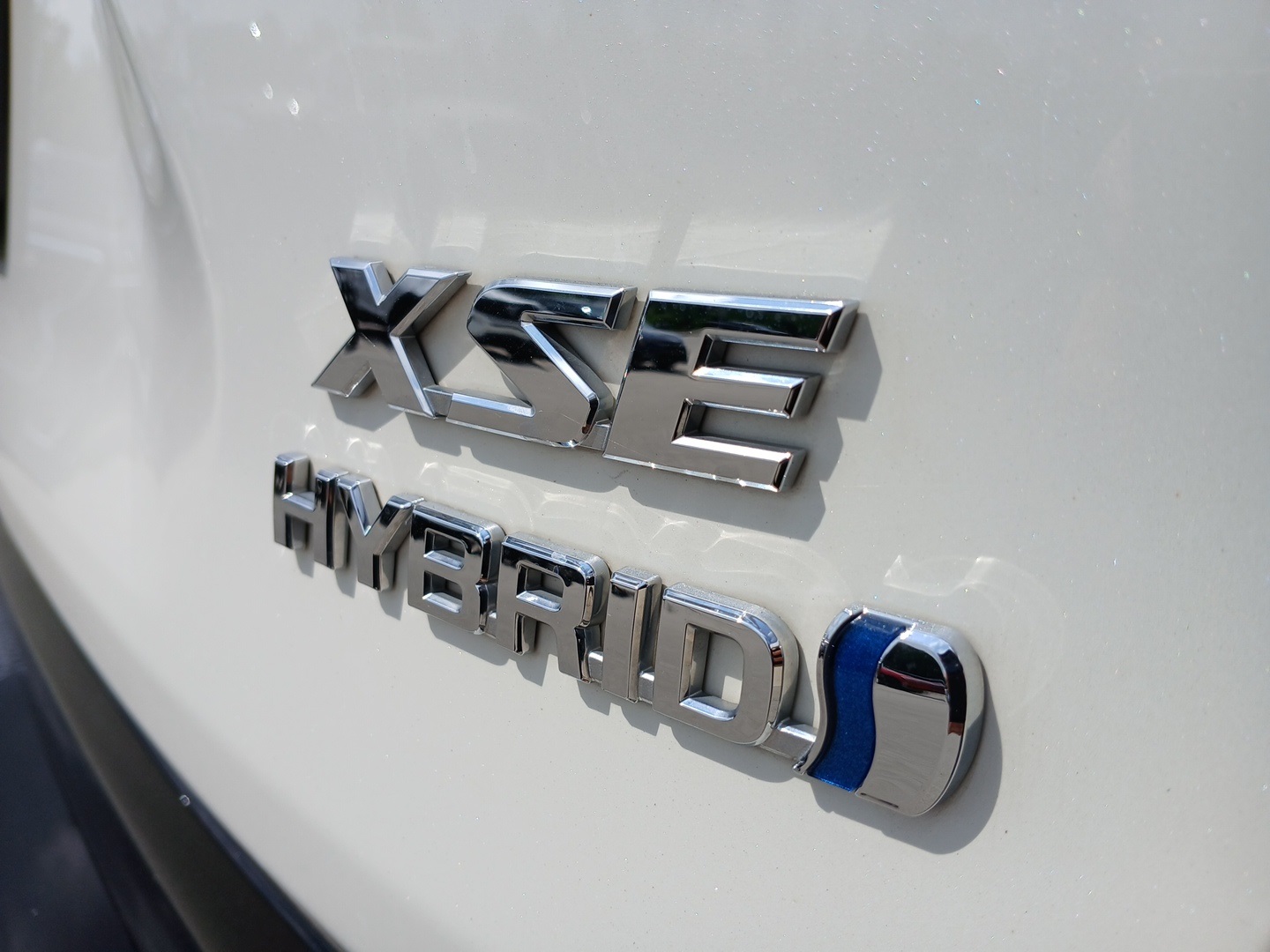 used 2022 Toyota RAV4 Hybrid car, priced at $35,878