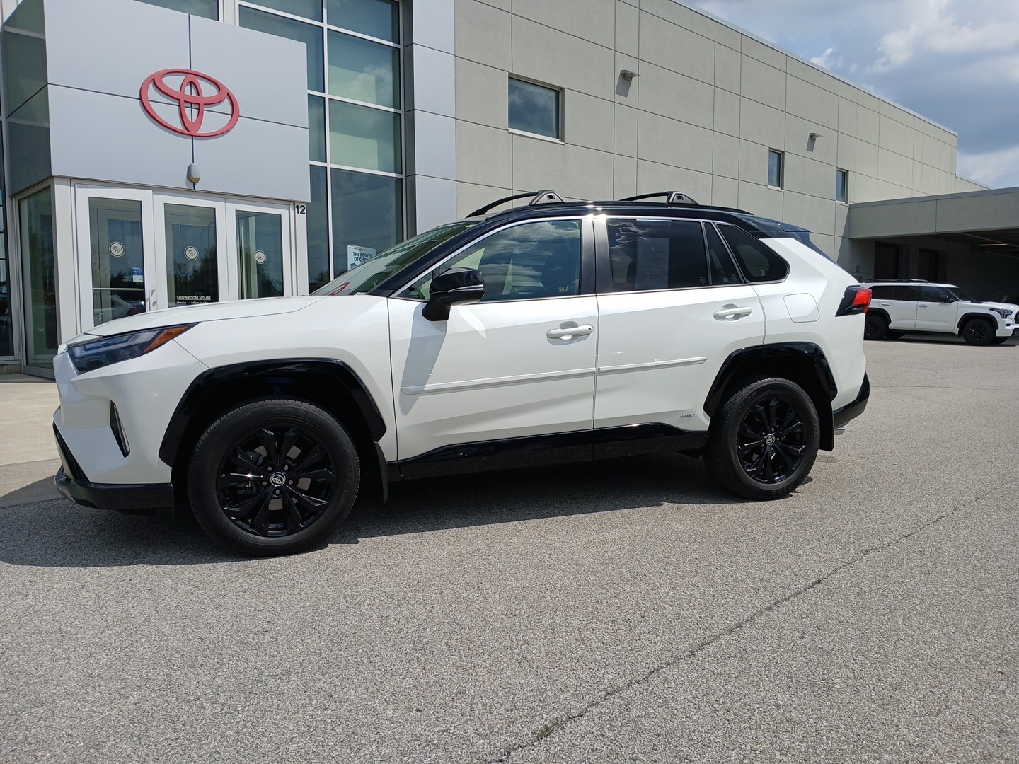 used 2022 Toyota RAV4 Hybrid car, priced at $35,878