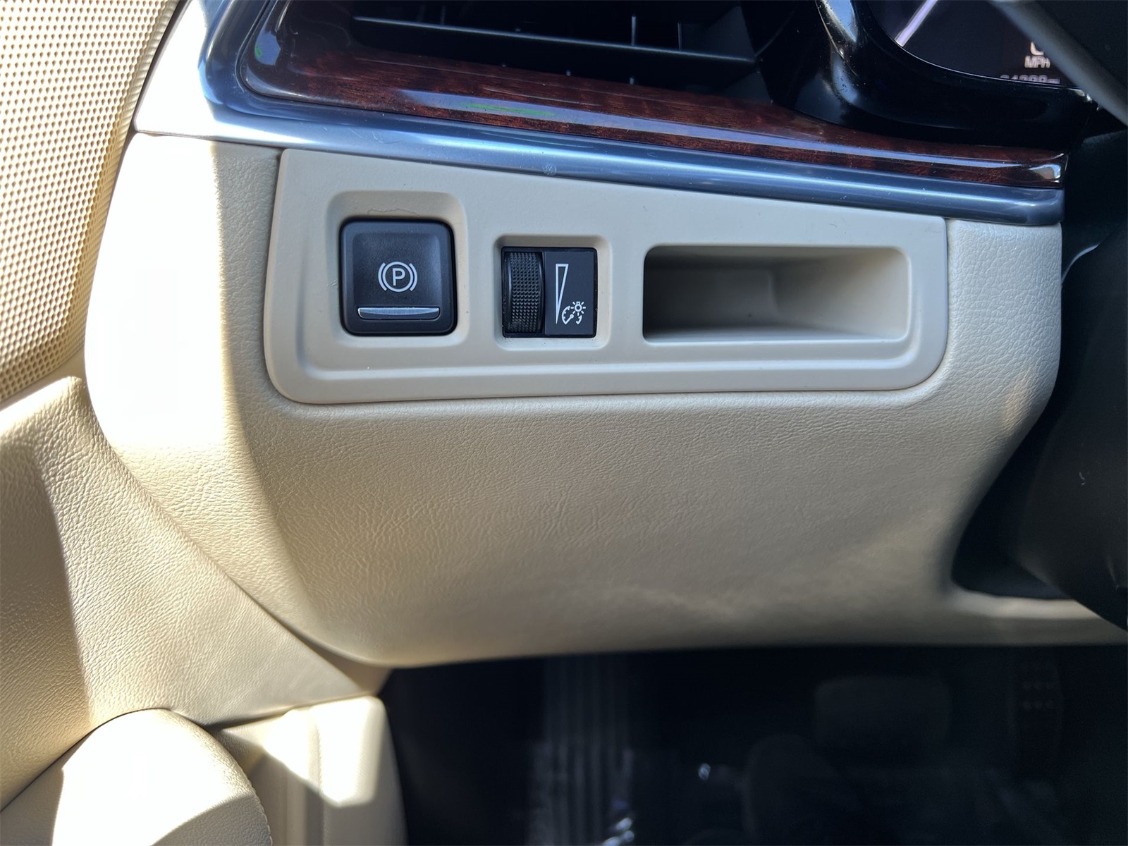 used 2017 Cadillac XT5 car, priced at $20,991