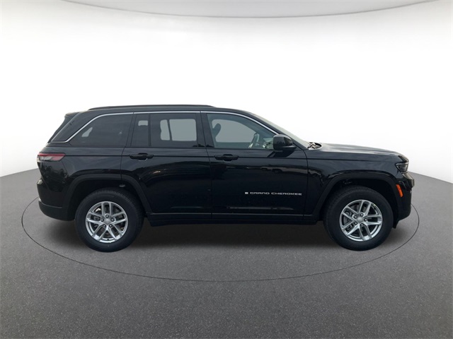new 2025 Jeep Grand Cherokee car, priced at $37,514