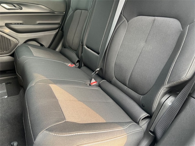 new 2025 Jeep Grand Cherokee car, priced at $37,514