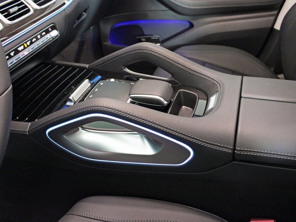 used 2025 Mercedes-Benz GLE car, priced at $61,895