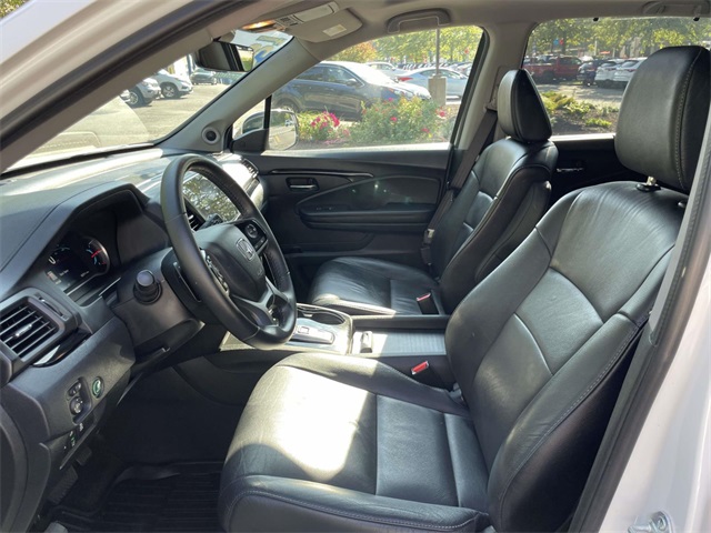 used 2022 Honda Pilot car, priced at $34,311
