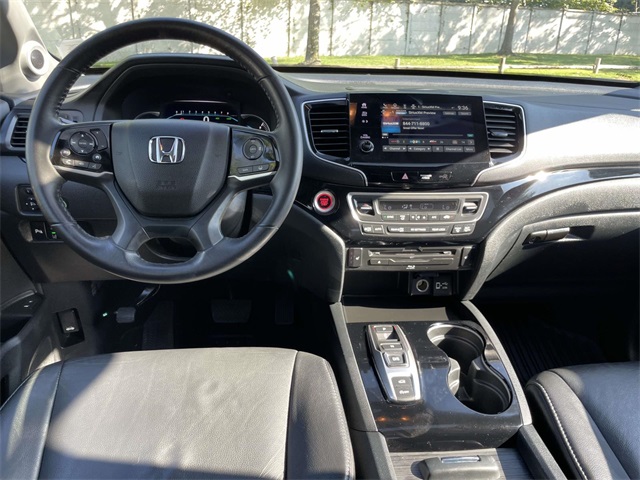 used 2022 Honda Pilot car, priced at $34,311