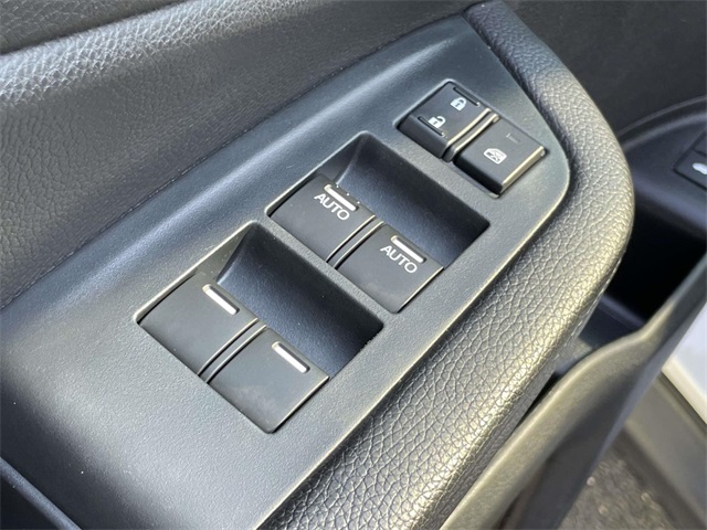 used 2022 Honda Pilot car, priced at $34,311