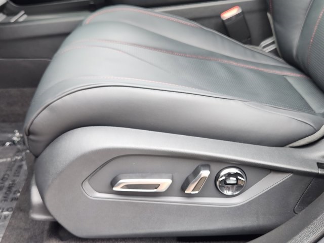 new 2025 Acura RDX car, priced at $56,400